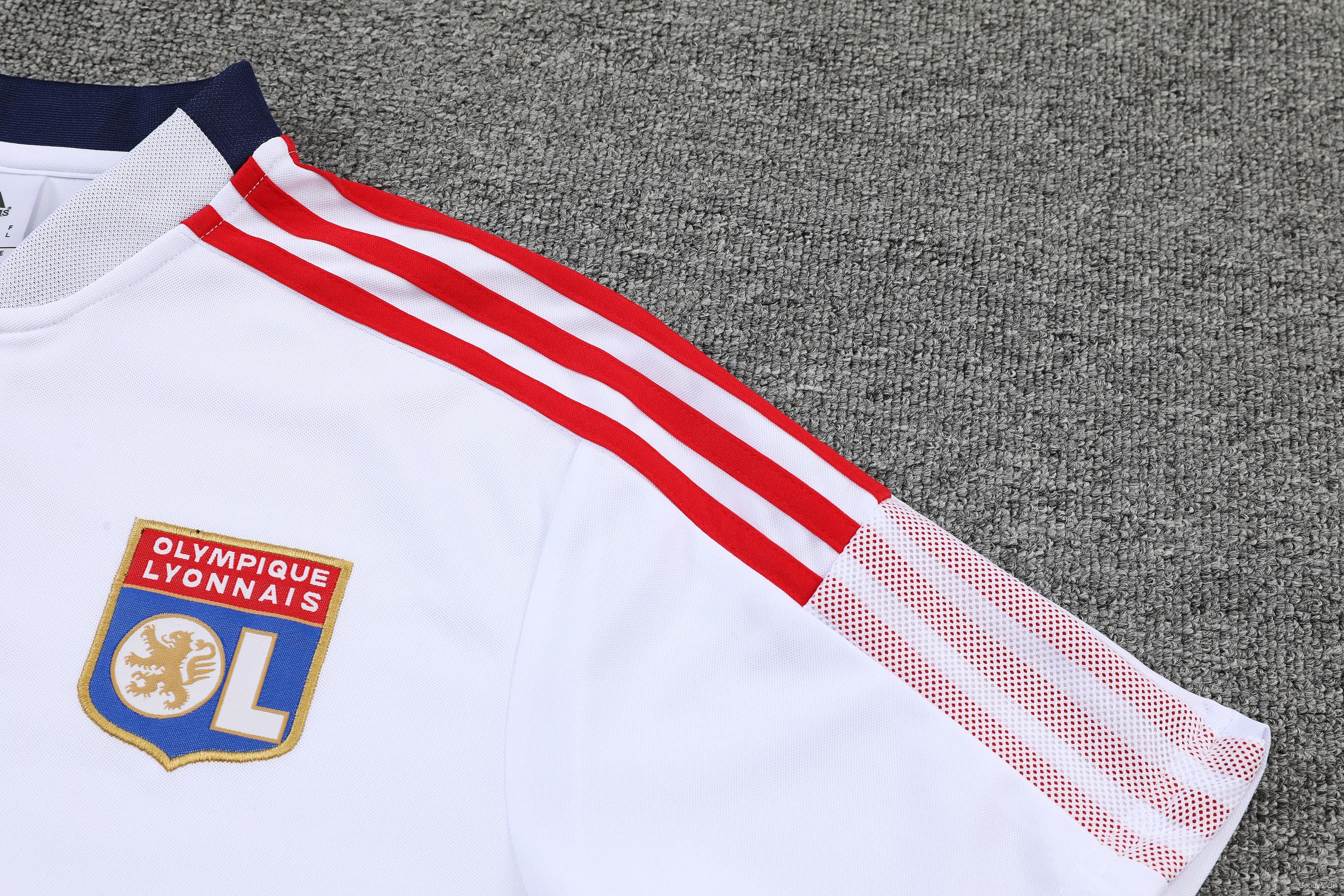 Olympique Lyonnais POLO kit red (not supported to be sold separately)