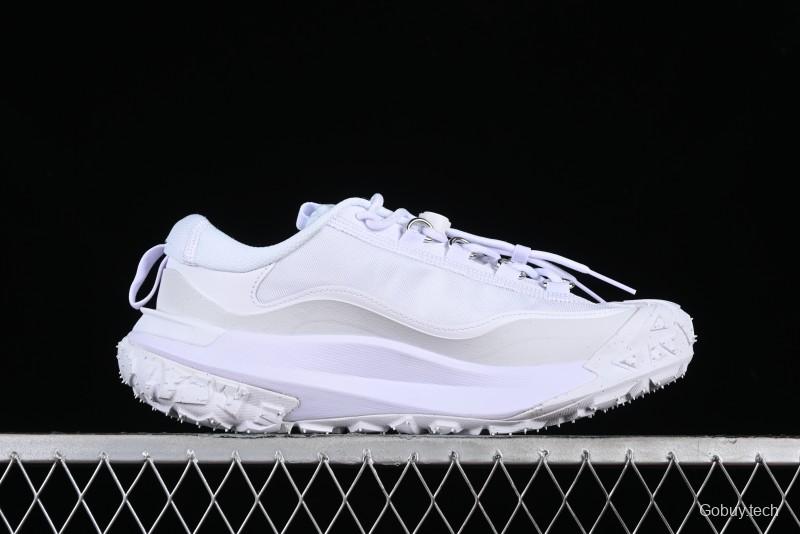 Nike ACG Mountain Fly 2 Low SP Outdoor Hiking Shoes with GORE-TEX and React Foam - FZ3311-100