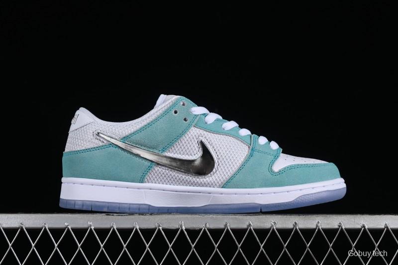 Nike April Skateboards SB Dunk Low Collaboration Frozen Rose SB Shattered Backboard Casual Skate Shoes - FD2562-400