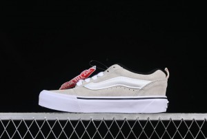 Vans Knu Skool Low-Top Retro Chunky Sneakers - VN0009QCBLK